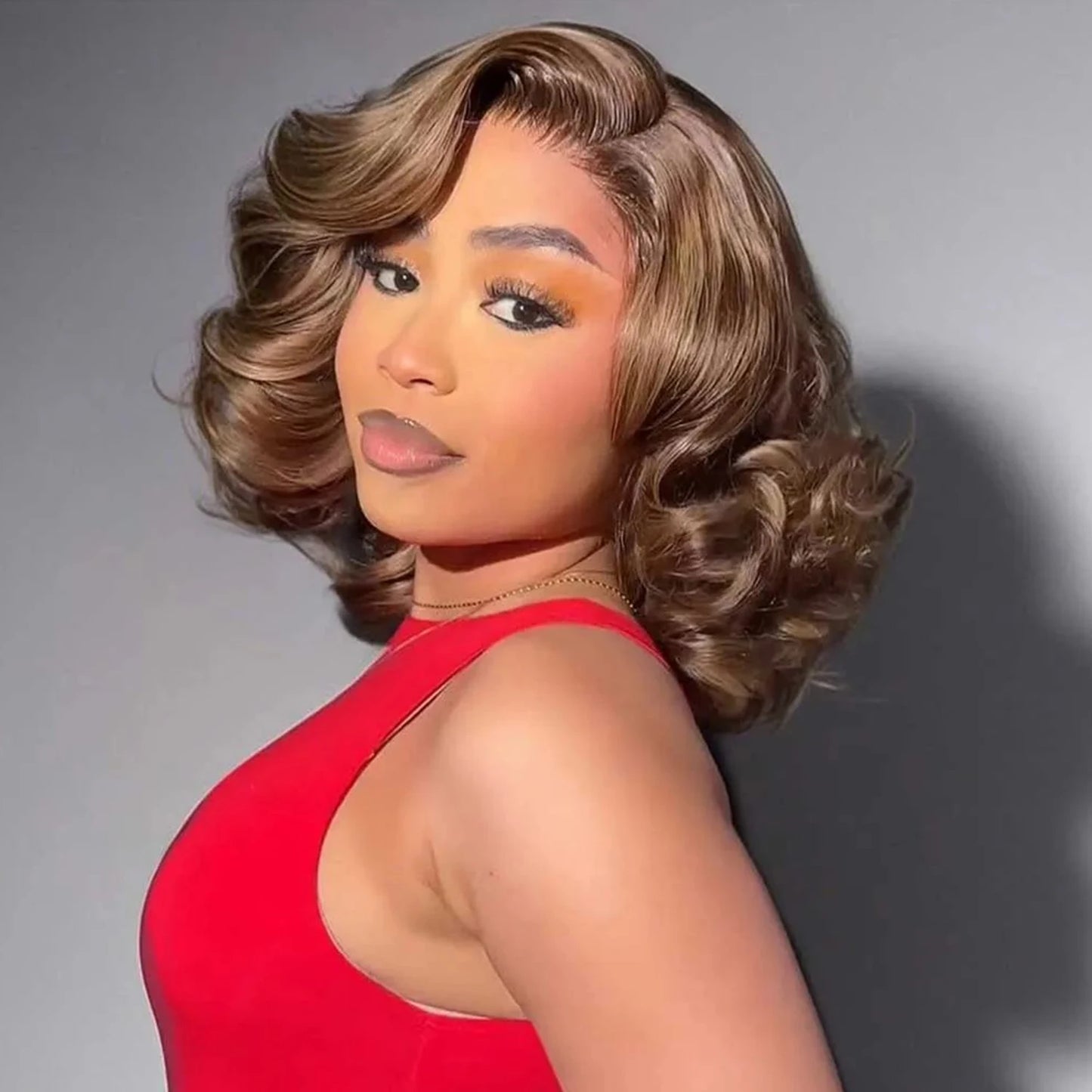 Honey Blonde Highlight Body Wave Bob Wig — 13x4 Lace Front